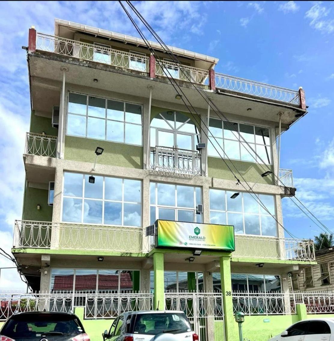 Emerald Apartments Inc Georgetown Exterior photo